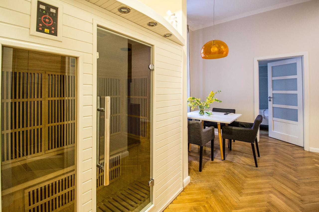 Sauna Apartment By Ruterra Прага Екстериор снимка